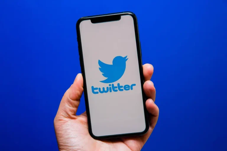 Why Twitter.now Rebranded as Tweet.app